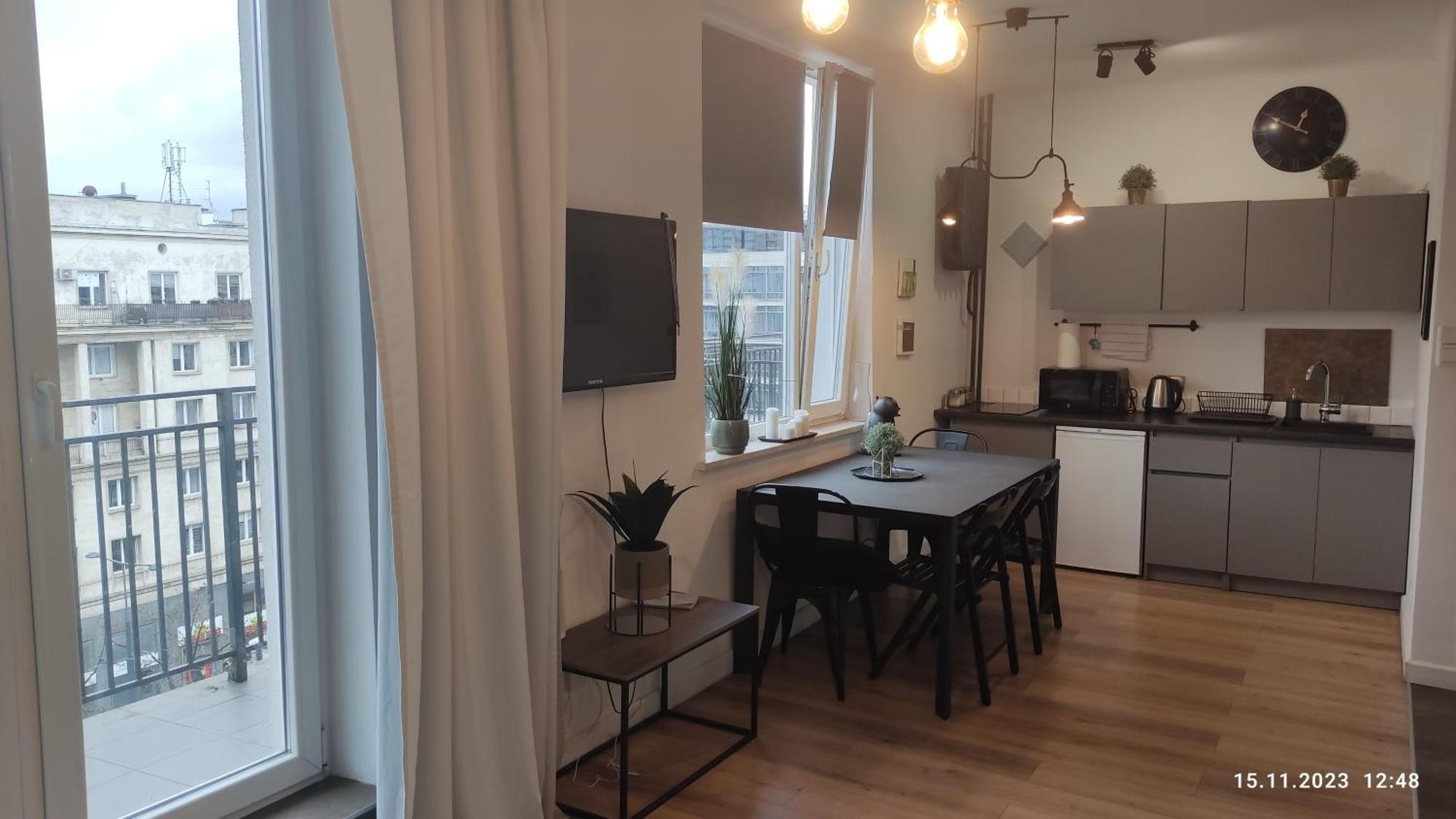 Be My Guest - Jerozolimskie Studio - Super Centrum Metro Wi-Fi Breakfast วอร์ซอ ภายนอก รูปภาพ